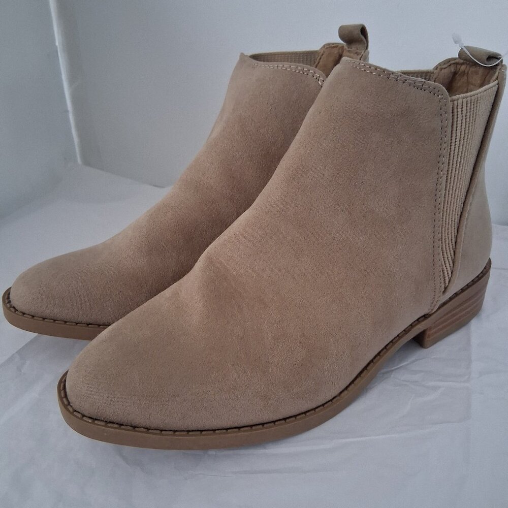 Primark Women's Suede Ankle Booties Color Tan Size 5 NWOT